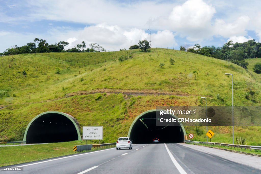 Tunnel on the Carvalho Pinto highway.