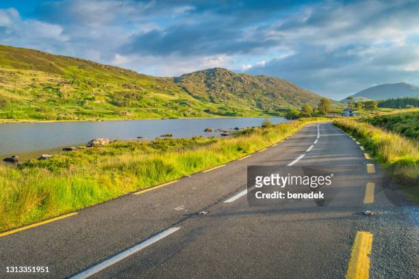 scenic road ring of kerry ireland killarney national park - kerry stock pictures, royalty-free photos & images