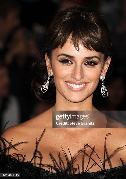 Penelope Cruz arrives at the "Pirates Of The Caribbean: On Stranger Tides" World Premiere at Disneyland on May 7, 2011 in Anaheim, California.