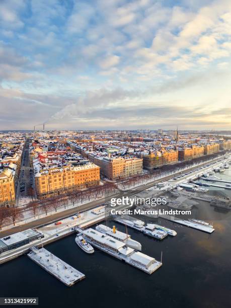 strandvägen in stockholm in winter - strandvägen stock pictures, royalty-free photos & images