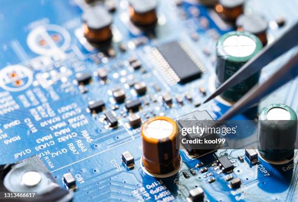 repair circuit boards - soldered stock pictures, royalty-free photos & images