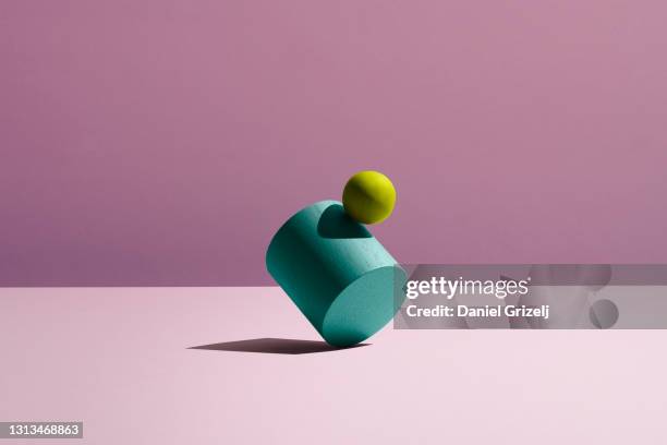 balance - solid shape stock pictures, royalty-free photos & images