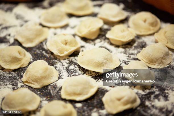 preparing homed dumplings - tortellini bildbanksfoton och bilder