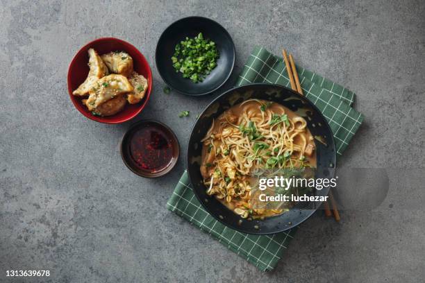 chinese chicken noodle soup - chaudiere stock pictures, royalty-free photos & images