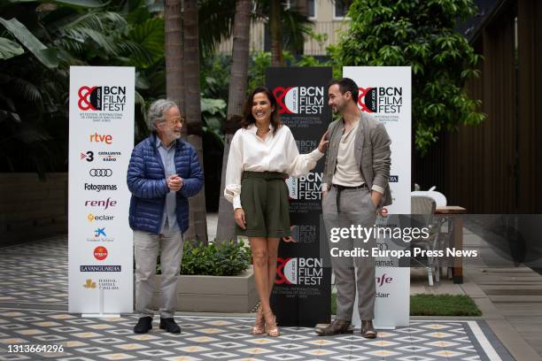 Director Fernando Colomo, actress Toni Acosta and actor Quim Avila pose during a photocall for the film 'Polyamory for Beginners' at the BCN Film...