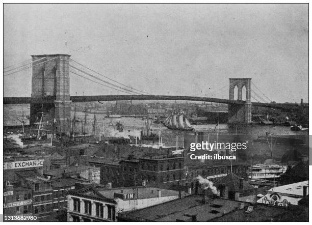 ilustraciones, imágenes clip art, dibujos animados e iconos de stock de foto antigua de los monumentos del mundo (circa 1894): brooklyn bridge, nueva york - brooklyn bridge