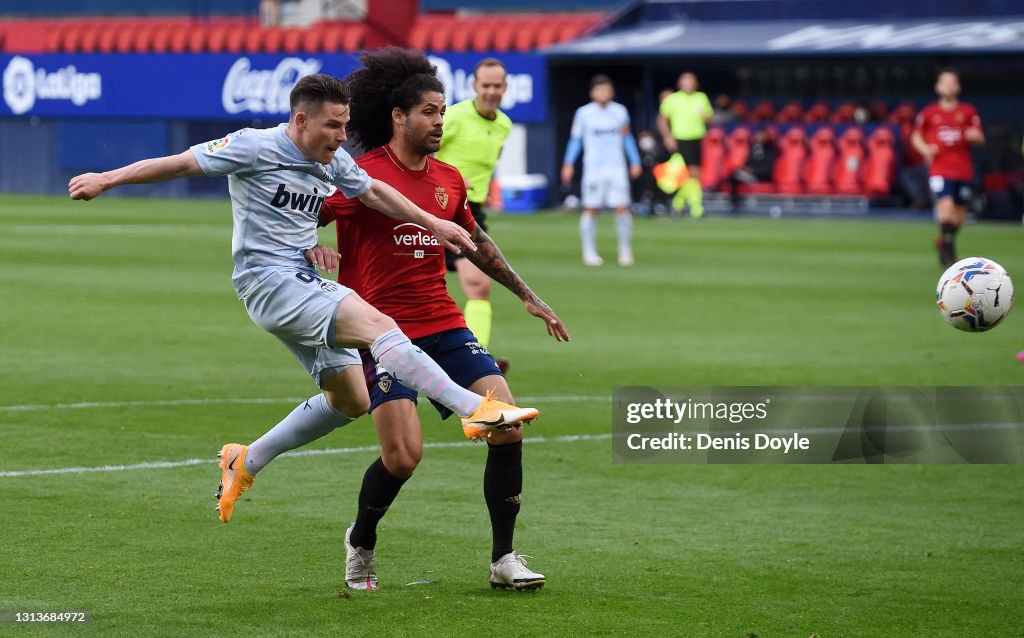 C.A. Osasuna v Valencia CF - La Liga Santander