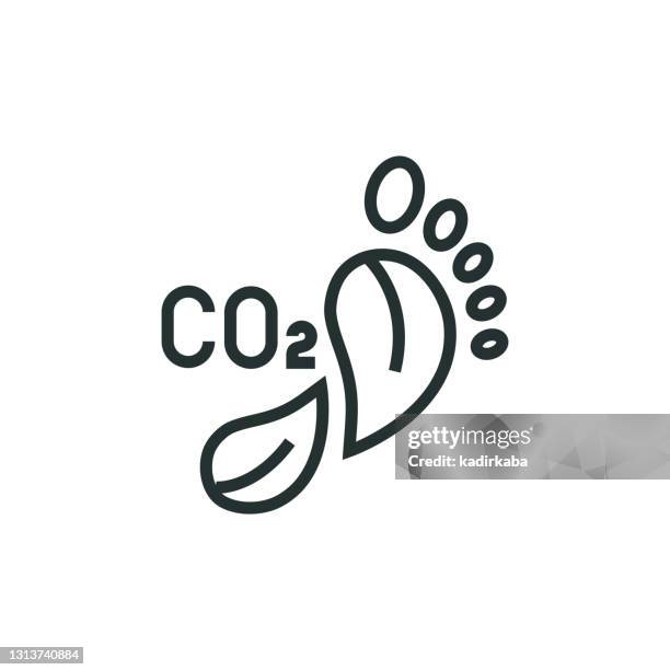 illustrazioni stock, clip art, cartoni animati e icone di tendenza di icona linea impronta di carbonio - emissioni di co2