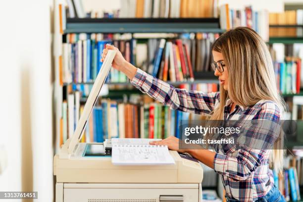Printer In Library College Library Printer Photos and Premium High Res Pictures - Getty Images