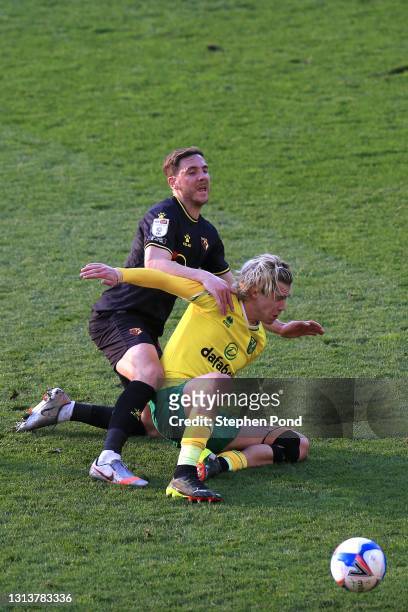 Todd Cantwell of Norwich City and Dan Gosling of Watford during the Sky Bet Championship match between Norwich City and Watford at Carrow Road on...