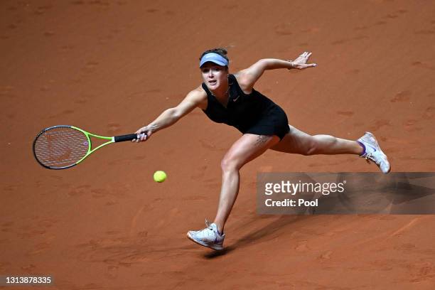 Elina Svitolina of Ukraine plays a forehand shot during the match between Elina Svitolina of Ukraine and Angelique Kerber of Germany during day 6 of...