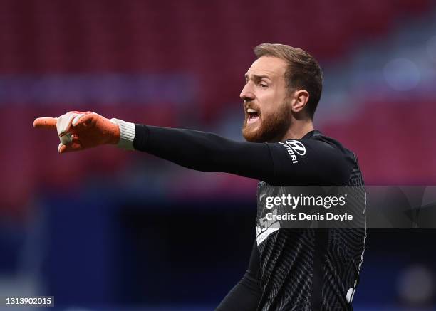 Jan Oblak of Atletico de Madrid reacts during the La Liga Santander match between Atletico de Madrid and SD Huesca at Estadio Wanda Metropolitano on...