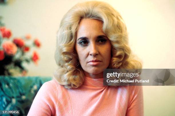 Tammy Wynette, portrait, London, 1975.