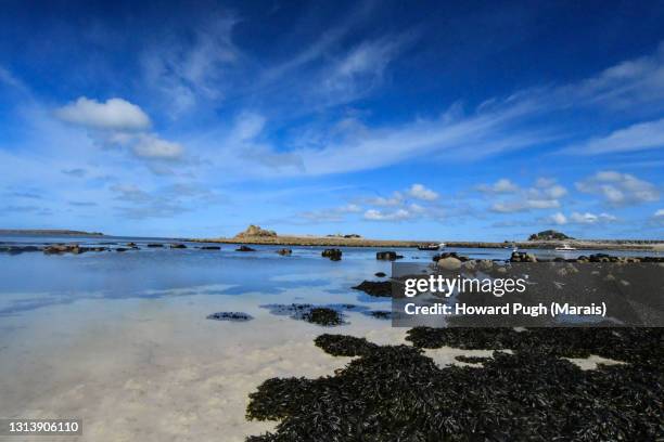 scilly island atmospheric coastal landscapes - insel st marys island stock-fotos und bilder