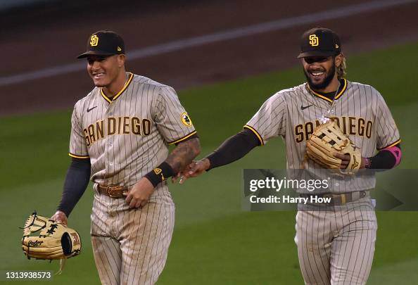 San Diego Padres v Los Angeles Dodgers San Diego Padres v Los Angeles Dodgers