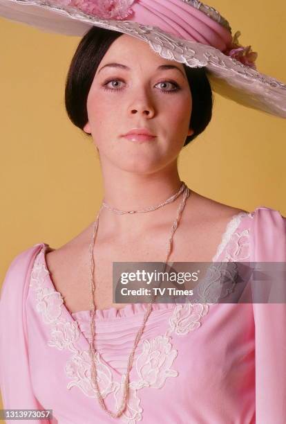 Actress Linda Thorson in character as Tara King for The Avengers episode 'Pandora', circa 1969.