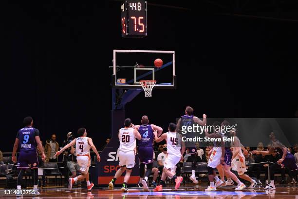 Tom Abercrombie of the Breakers shoots during the round 15 NBL match between the New Zealand Breakers and the Cairns Taipans at Silverdome, on April...