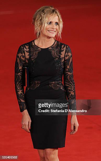 Actress Isabella Ferrari attends "La Kryptonite Nella Borsa" Premiere during 6th International Rome Film Festival on November 2, 2011 in Rome, Italy.