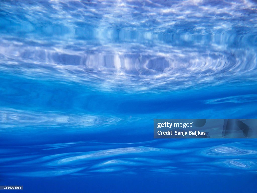 Waves like art
