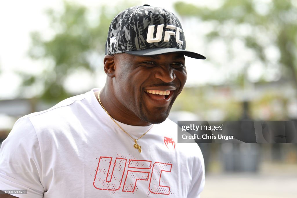 UFC 261 Weigh-in