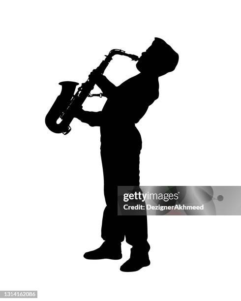 stockillustraties, clipart, cartoons en iconen met silhouet van een jongen die de saxofoon speelt - acoustische muziek