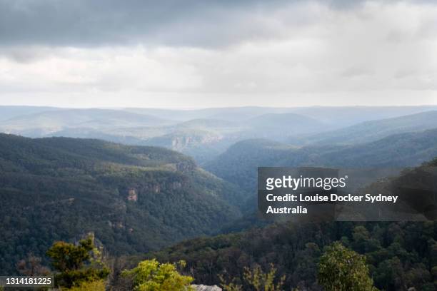 view from bonnie view lookout, morton national park. bundanoon - louise docker sydney australia stock pictures, royalty-free photos & images