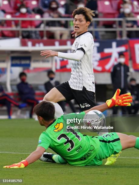 Kyogo Furuhashi of Vissel Kobe scores his team's first goal during the J.League Meiji Yasuda J1 match between Kashima Antlers and Vissel Kobe at the...