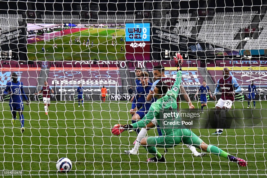 West Ham United v Chelsea - Premier League