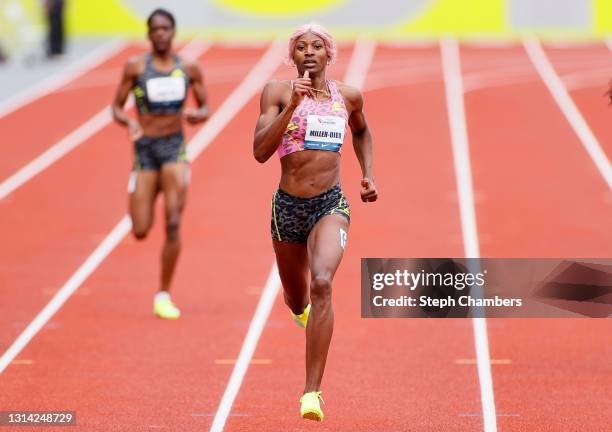 Shaunae Miller-Uibo of the Bahamas competes in the 400 meter final during the USATF Grand Prix at Hayward Field on April 24, 2021 in Eugene, Oregon.