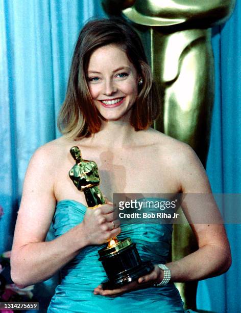 Best Actress Winner Jodie Foster backstage at the 61st Annual Academy Awards Show, March 29, 1989 in Los Angeles, California.
