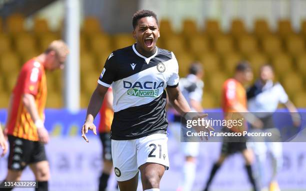 Jayden Braaf of Udinese Calcio celebrates after scoring their side's fourth goal during the Serie A match between Benevento Calcio and Udinese Calcio...