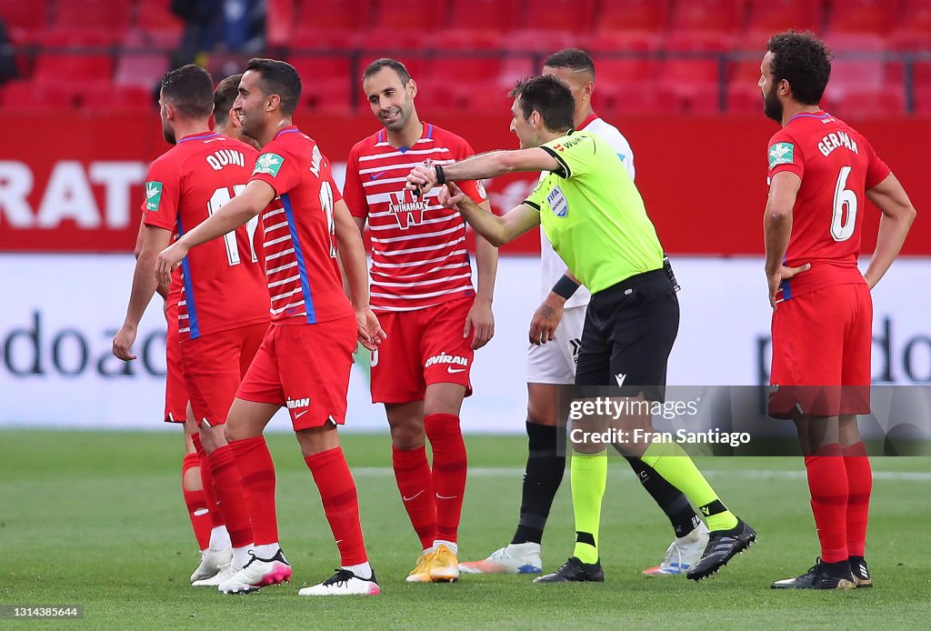 Sevilla FC v Granada CF - La Liga Santander