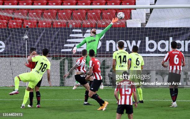 Inigo Martinez of Athletic Club scores their side's second goal during the La Liga Santander match between Athletic Club and Atletico de Madrid at...