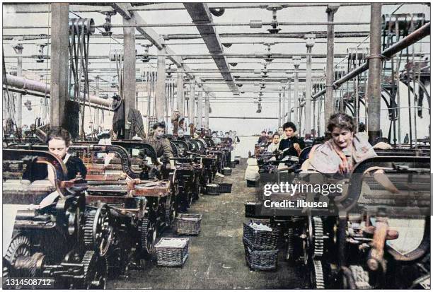 illustrazioni stock, clip art, cartoni animati e icone di tendenza di fotografia antica dell'impero britannico: cotonificio lancashire - contea di lancashire