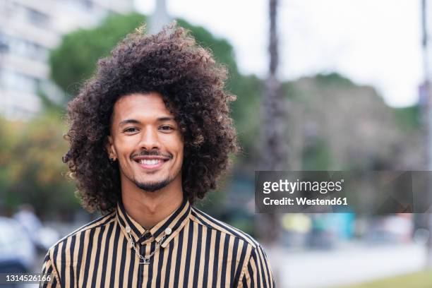 852 Frizzy Hair Men Photos and Premium High Res Pictures - Getty Images