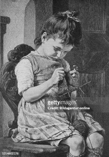 Little girl at the first attempts to knit, housework / Kleines Mädchen bei den ersten Versuchen zu stricken, Hausarbeit, Historisch, historical,...