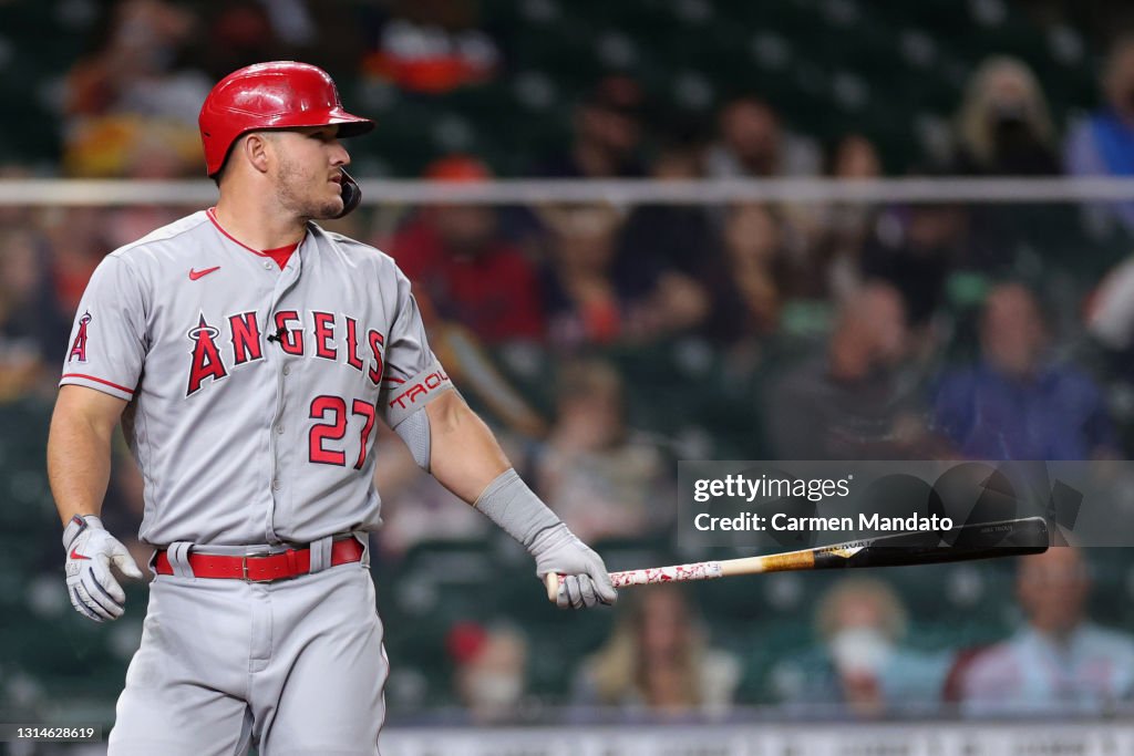 Los Angeles Angels v Houston Astros