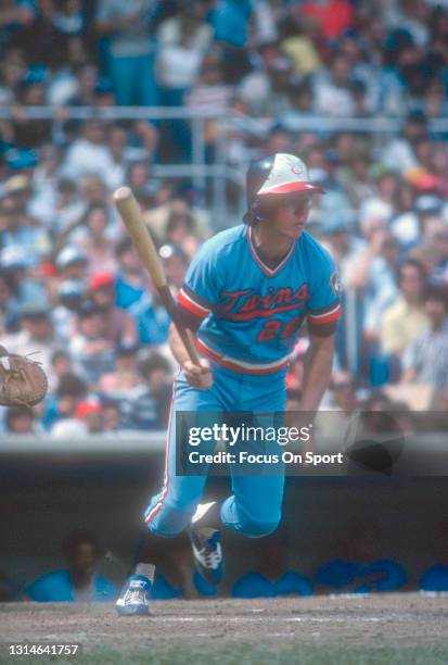 Cubbage 27 Mike Cubbage” Baseball Stock Photos, High-Res Pictures, and Images ...