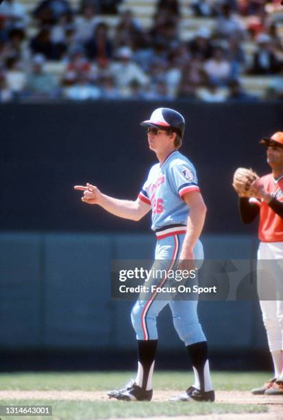 Cubbage 27 Mike Cubbage” Baseball Stock Photos, High-Res Pictures, and Images ...