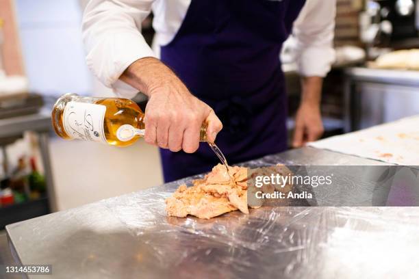 Troyes : preparation of foie gras, withPrunelle de Troyes liqueur, by chef Christian Chavanon, former Michelin-starred chef.