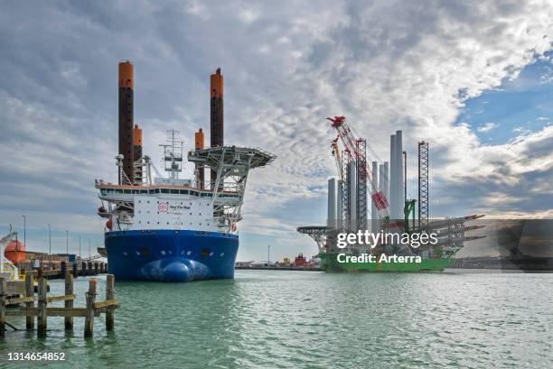 Marine Air Terminal Photos and Premium High Res Pictures - Getty Images