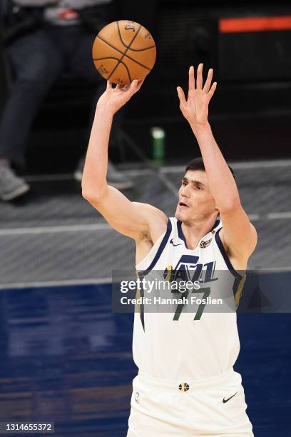 Ersan Ilyasova of the Utah Jazz shoots the ball against the Minnesota Timberwolves during the second quarter of the game at Target Center on April...