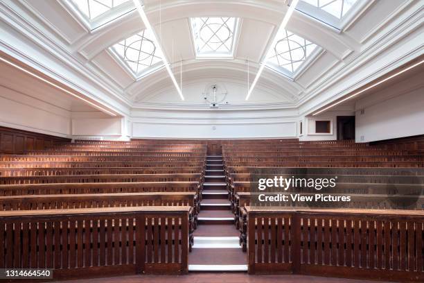19 University Of Cambridge Lecture Theatre Stock Photos, High-Res ...