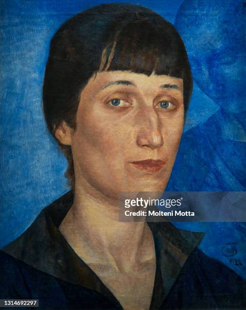 Art, Russian art, Kuzma Sergeevich Petrov-Vodkin, 1878 - 1939, title of the work, Portrait of Anna Akhmatova oil on canvas, cm 54,5 x 43,5.