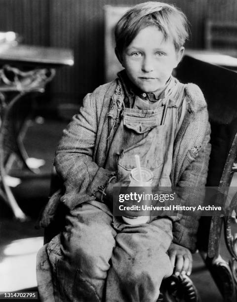 Drought Victim eating Lunch furnished by American Red Cross, Lonoke County, Arkansas, USA, Lewis Wickes Hine, American National Red Cross Collection,...