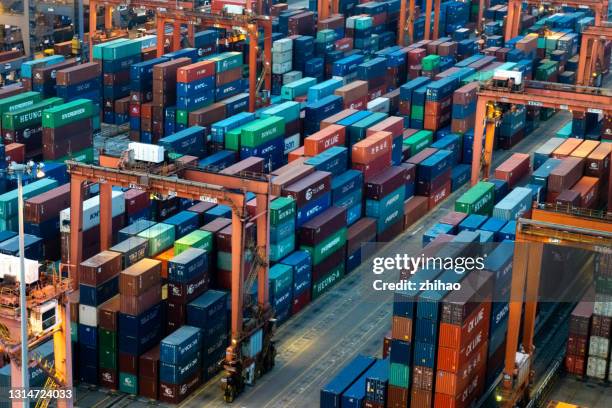 container terminal - tariff stock pictures, royalty-free photos & images