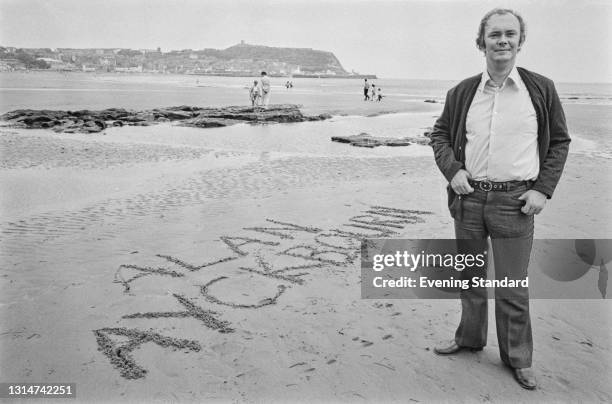 Alan Ayckbourn Photos And Premium High Res Pictures Getty Images alan-ayckbourn-photos-and-premium-high-res-pictures-getty-images