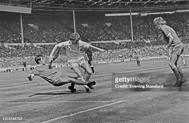 English footballer Emlyn Hughes of Liverpool FC during an FA Charity Shield match against Leeds United at Wembley Stadium in London, UK, 10th August...