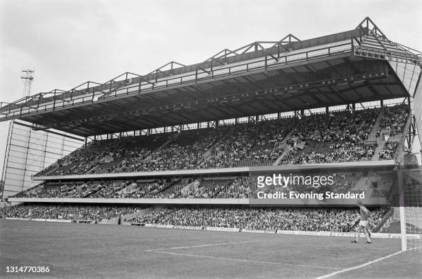 The new East Stand opens at Stamford Bridge, the home ground of Chelsea FC in London, UK, 21st August 1974.