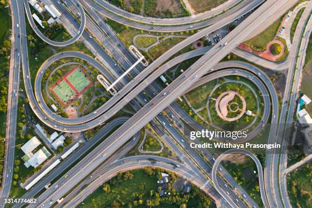 Infinite Loop Road Photos and Premium High Res Pictures - Getty Images